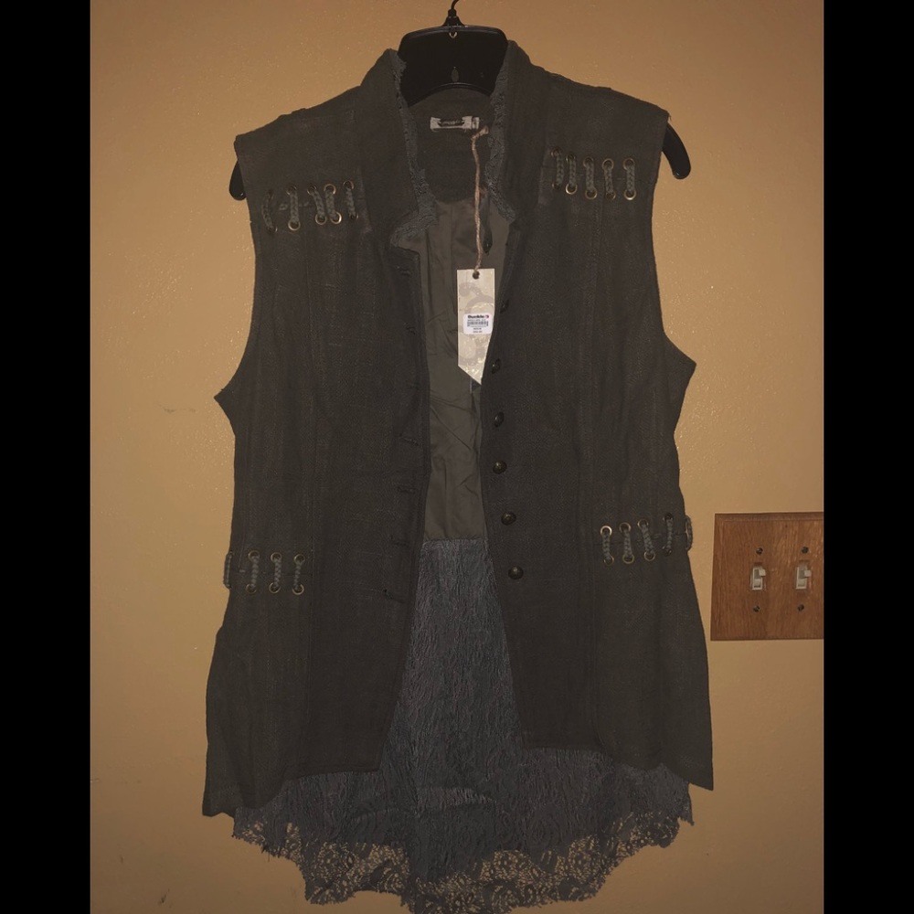Gimmicks by BKE Gray Vest with Lace Trim